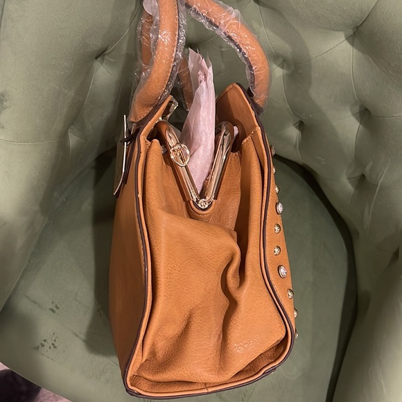 Traci Lynn Bag - Picture 5 of 7